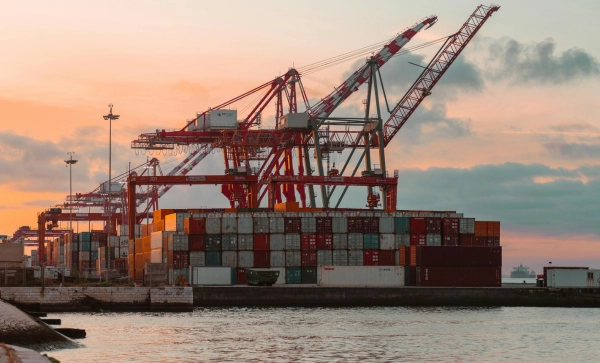 Janzen-City-Commerical-Port